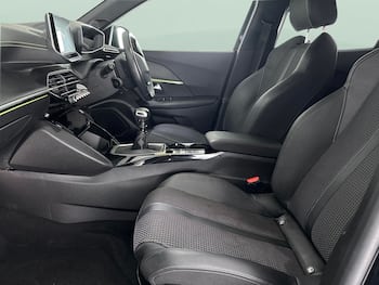 Used Peugeot 2008 2021 for sale - 79679573: Photo