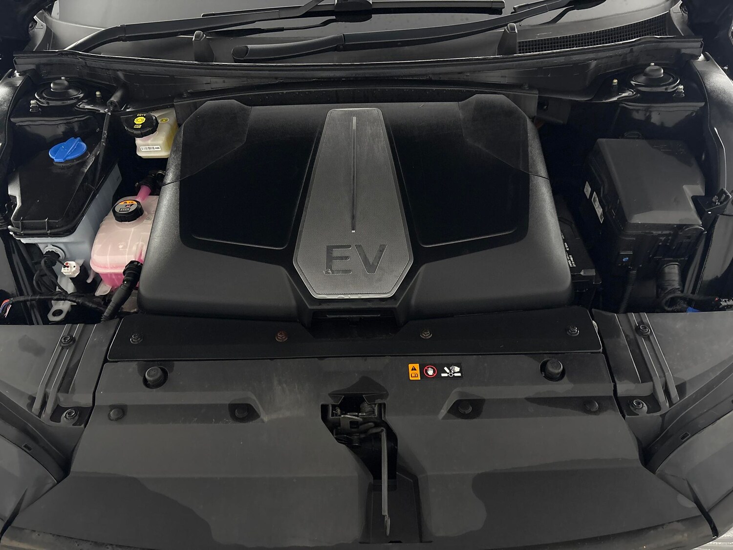 Used Kia EV6 2023 for sale - 77443105: Photo 45