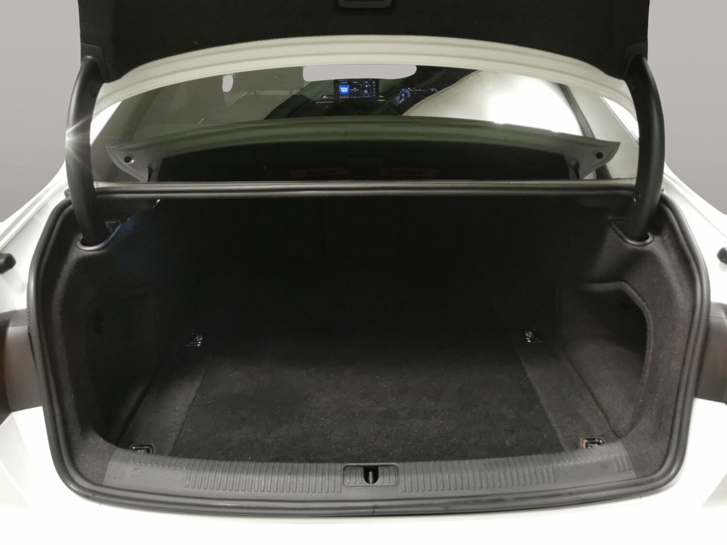 Used Audi A4 2022 for sale - 77833711: Photo 33