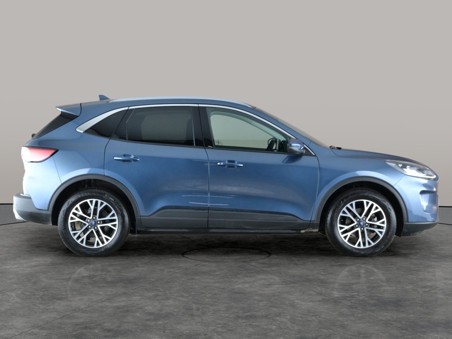 Used Ford Kuga 2023 for sale - 77399399: Photo 10