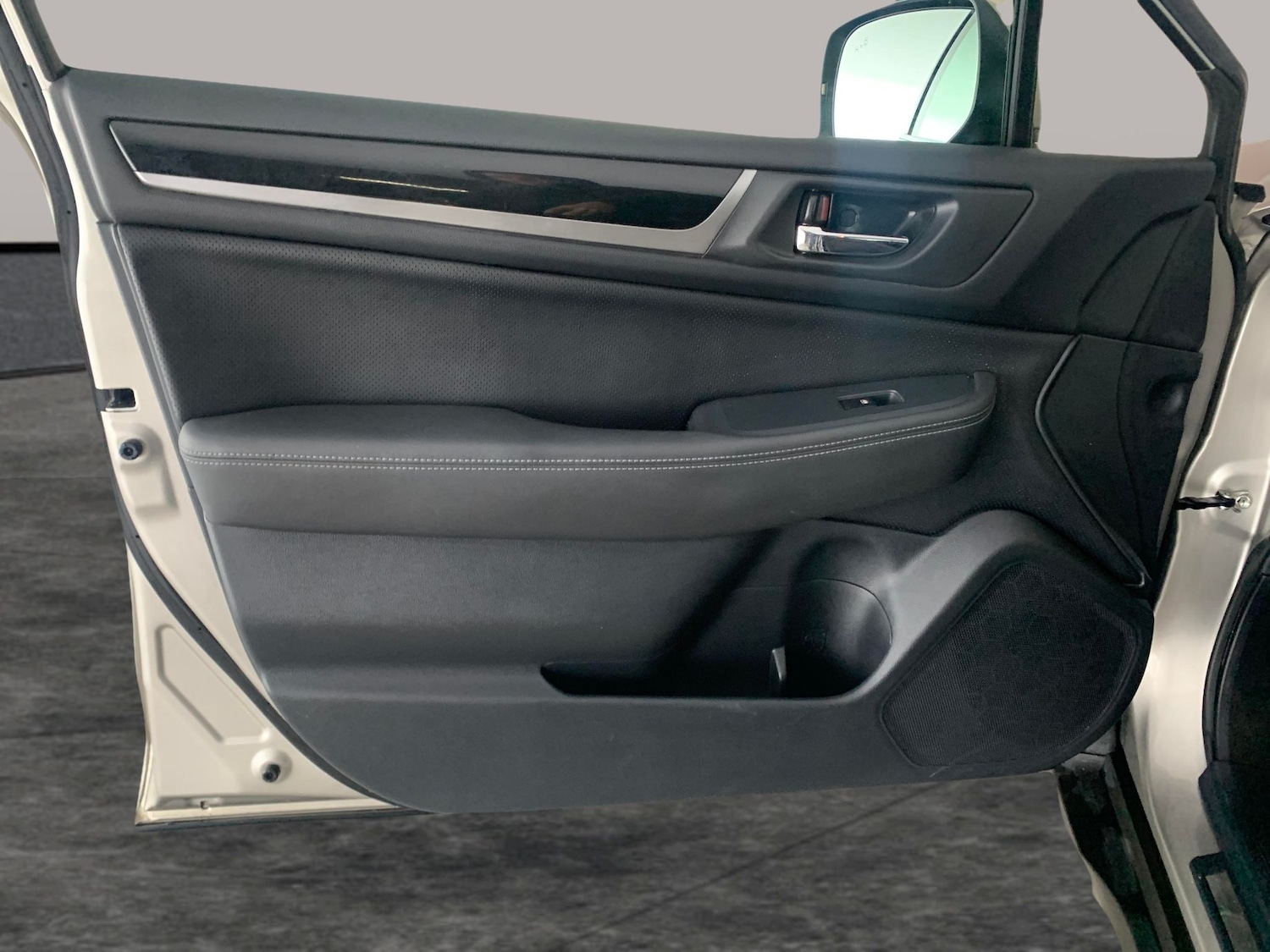 Used Subaru Outback 2017 for sale - 77296543: Photo 29