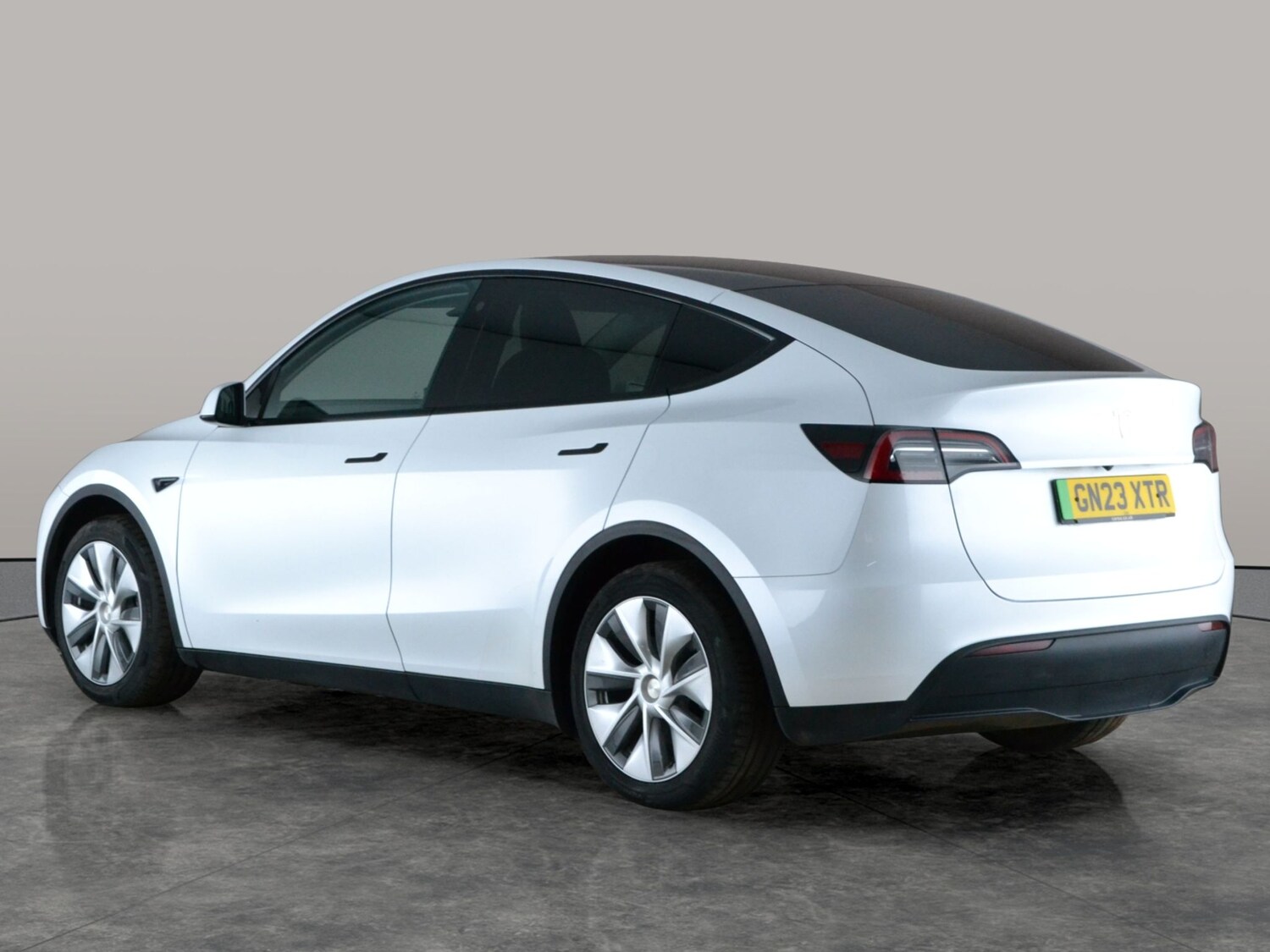 Used Tesla Model Y 2023 for sale - 77942605: Photo 13