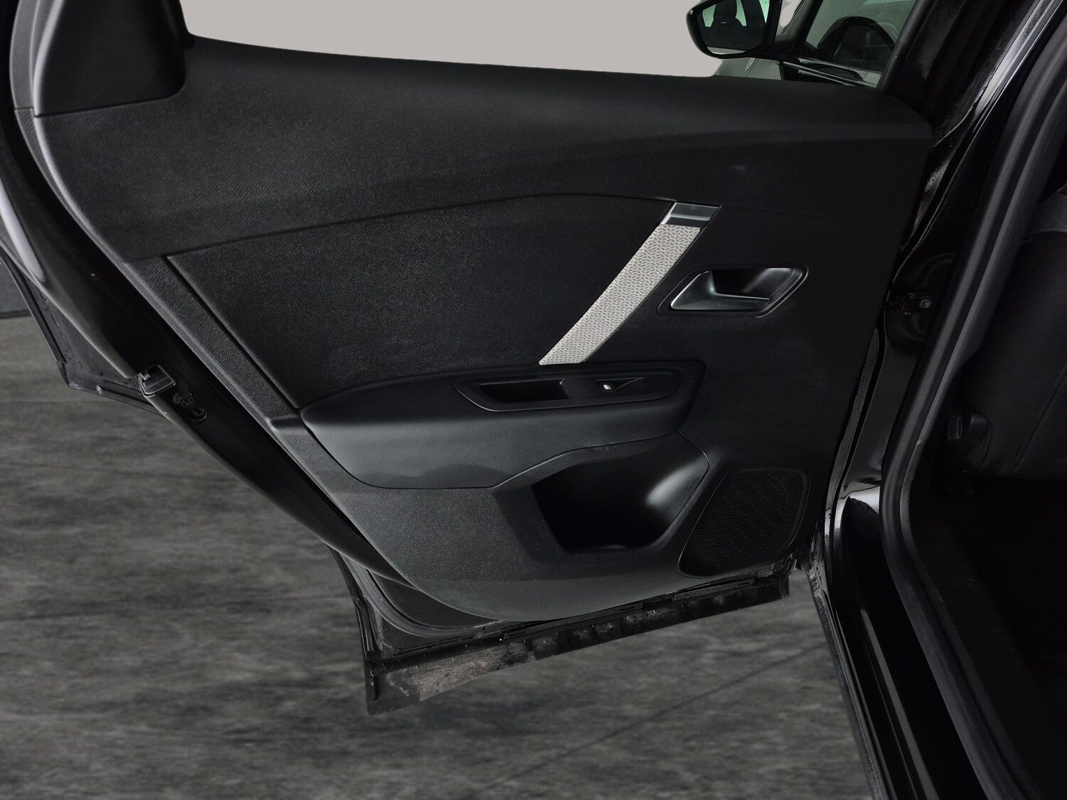 Used Citroen C4 2023 for sale - 78140030: Photo 27