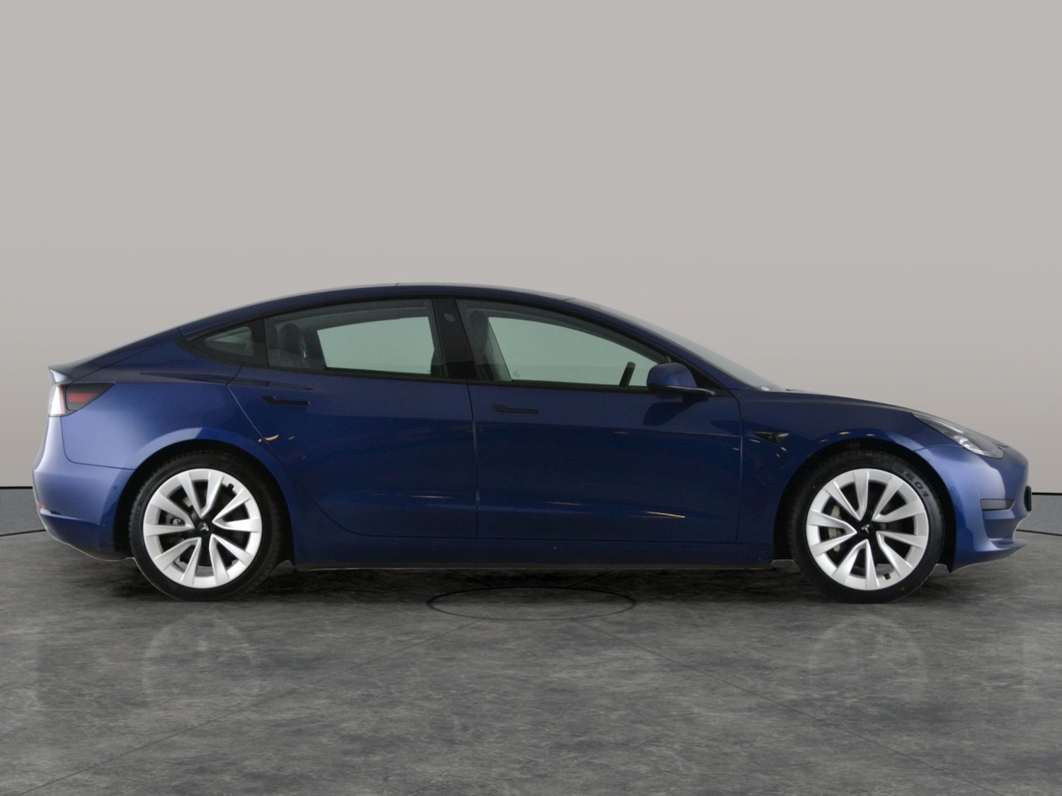 Used Tesla Model 3 2020 for sale - 76980600: Photo 13
