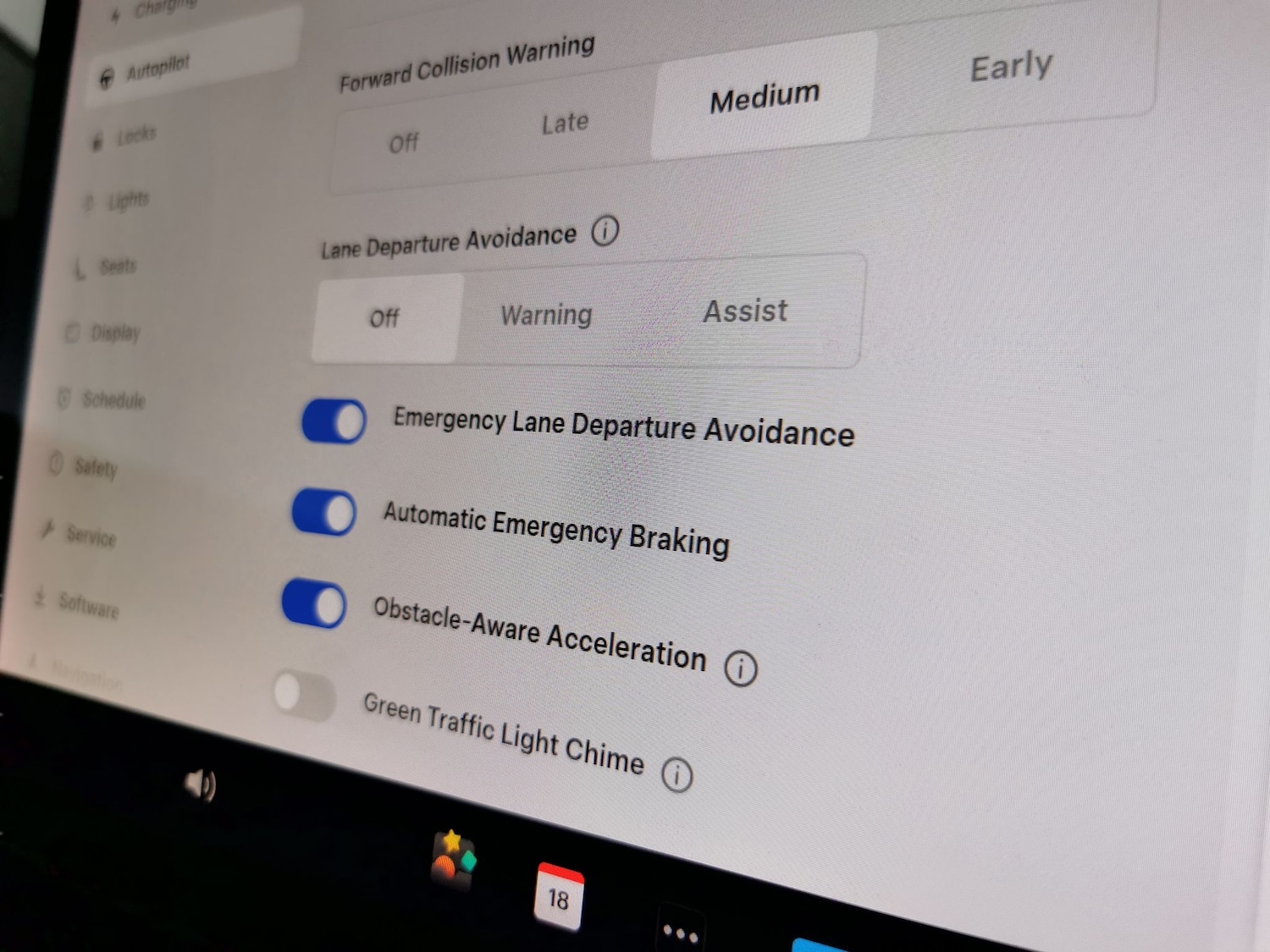Used Tesla Model 3 2020 for sale - 76980600: Photo 25