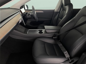 Used Tesla Model Y 2024 for sale - 78942838: Photo