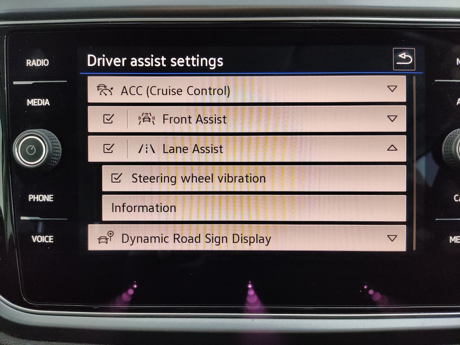 Used Volkswagen T-Roc 2022 for sale - 78037119: Photo 20