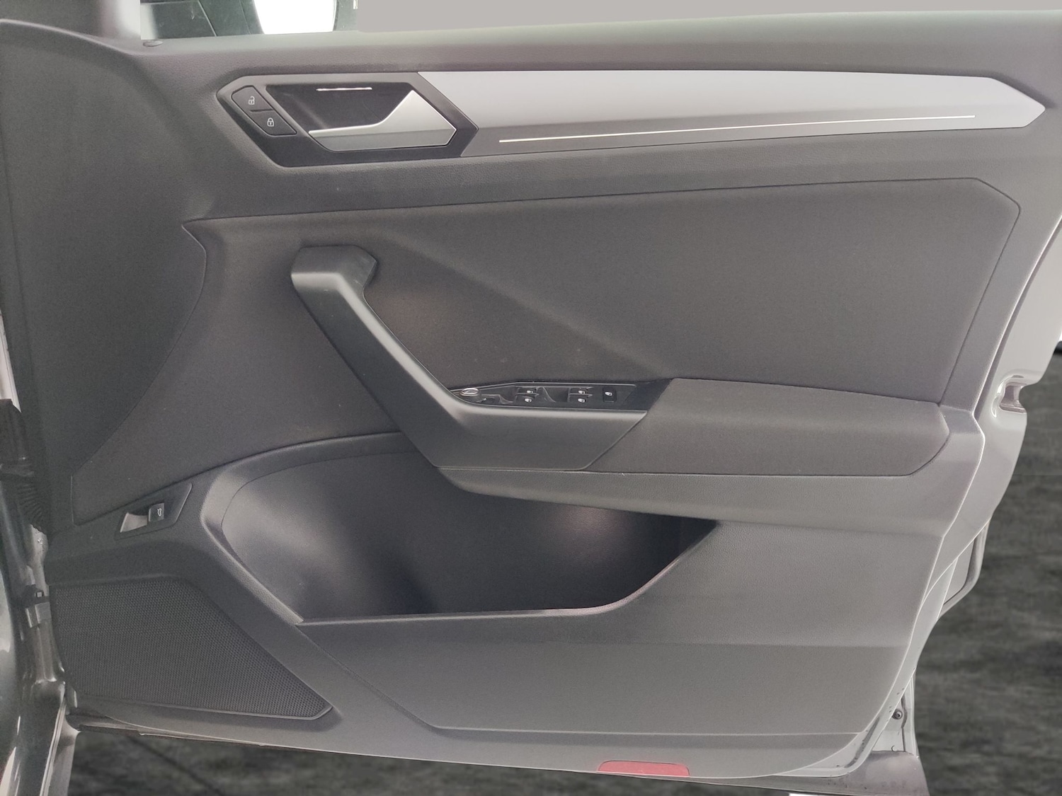 Used Volkswagen T-Roc 2022 for sale - 78037119: Photo 28