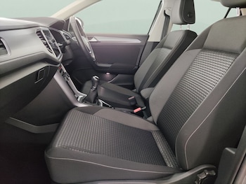 Used Volkswagen T-Roc 2022 for sale - 78037119: Photo