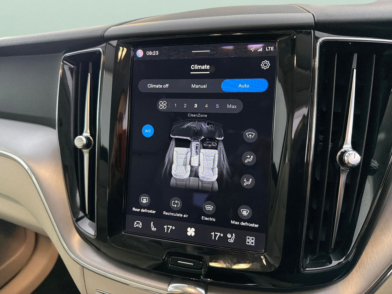 Used Volvo XC60 2022 for sale - 78079279: Photo 19