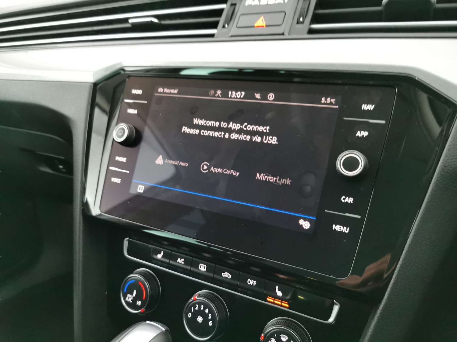 Used Volkswagen Passat 2023 for sale - 77225506: Photo 16