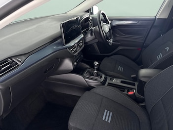 Used Ford Focus 2023 for sale - 79628008: Photo