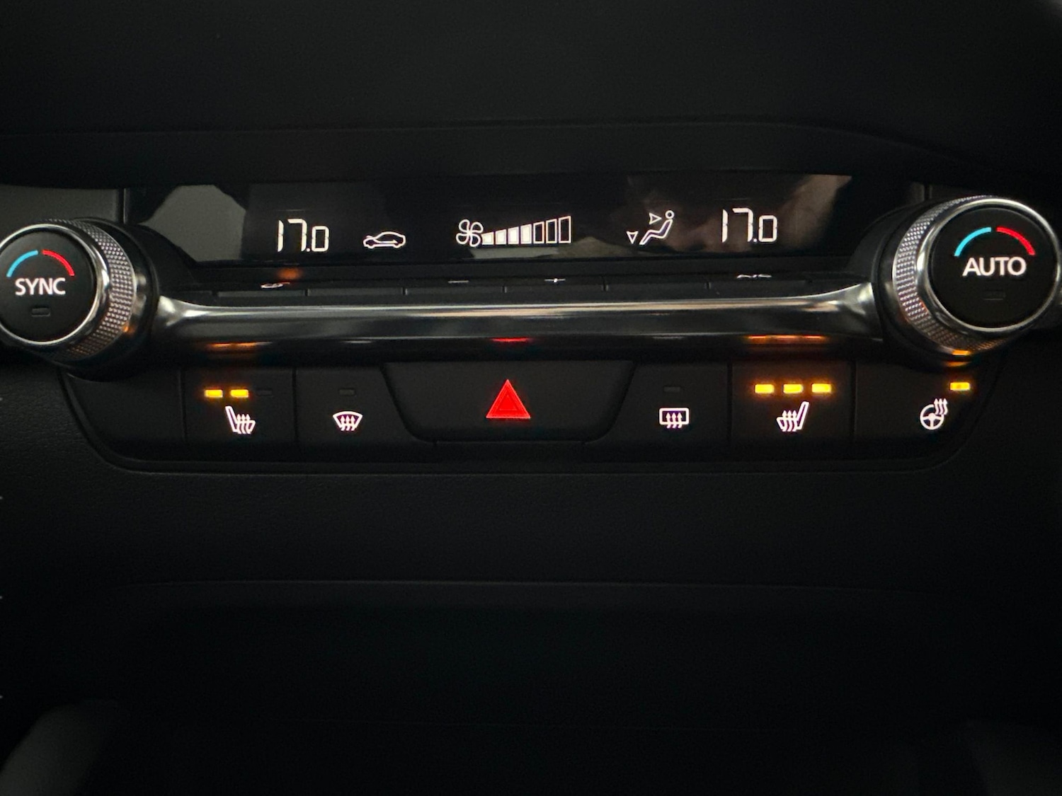 Used Mazda Mazda3 2023 for sale - 77896655: Photo 22