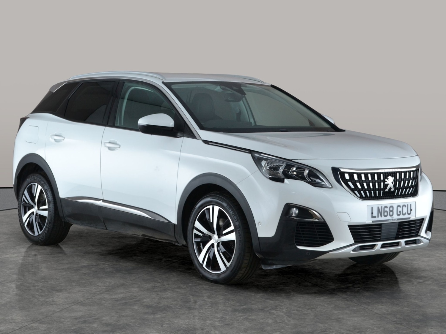 Used Peugeot 3008 2018 for sale - 77394876: Photo 8