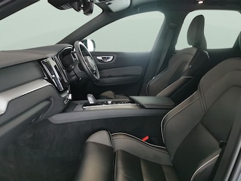 Used Volvo XC60 2022 for sale - 77648568: Photo