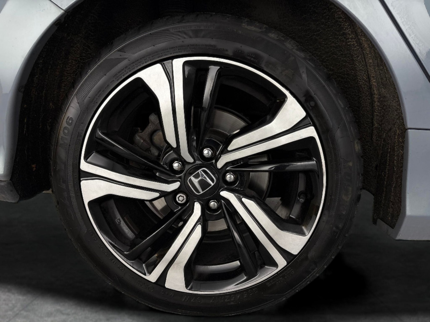 Used Honda Civic 2020 for sale - 76523766: Photo 32