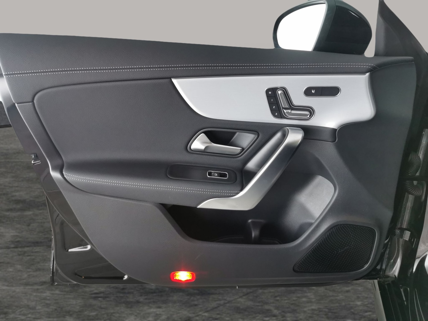 Used Mercedes-Benz CLA 2024 for sale - 76672703: Photo 30