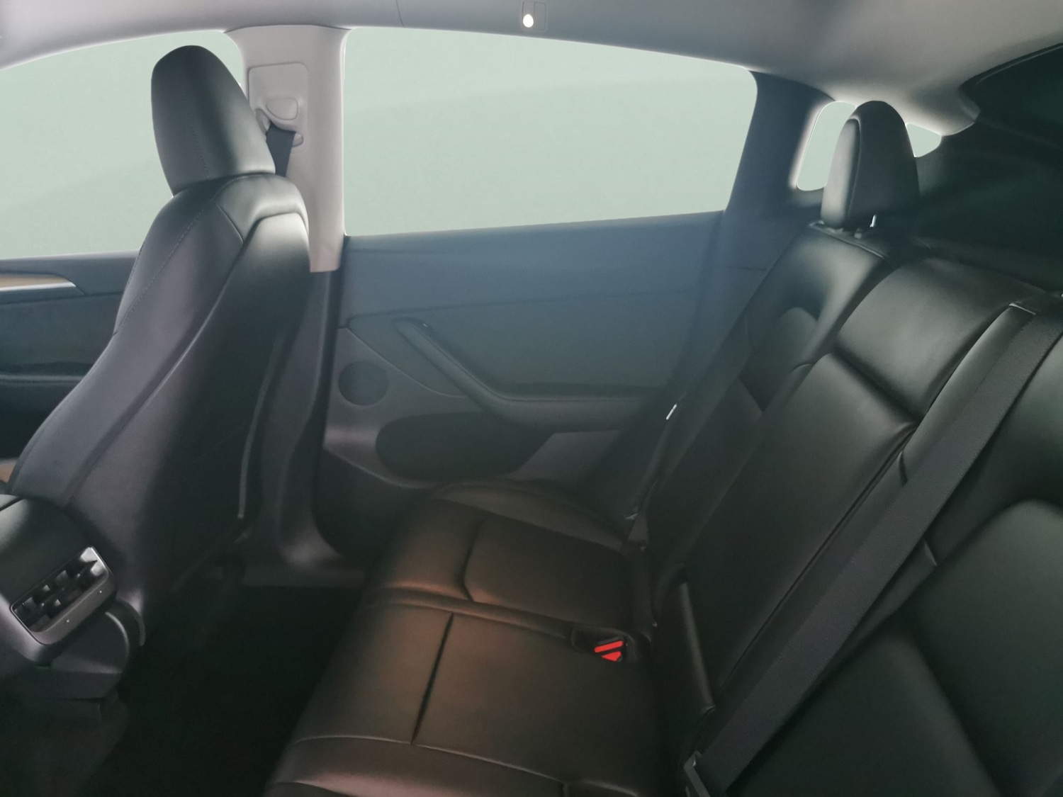 Used Tesla Model Y 2022 for sale - 77012136: Photo 28