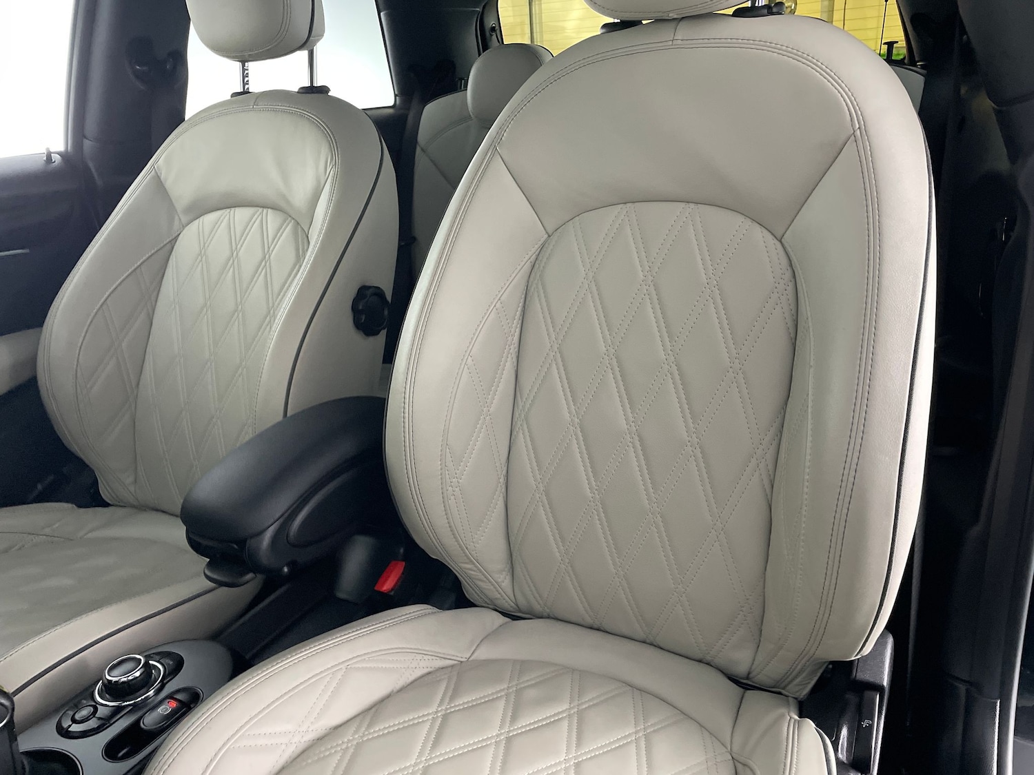 Used MINI Electric Hatch 2022 for sale - 76922167: Photo 8