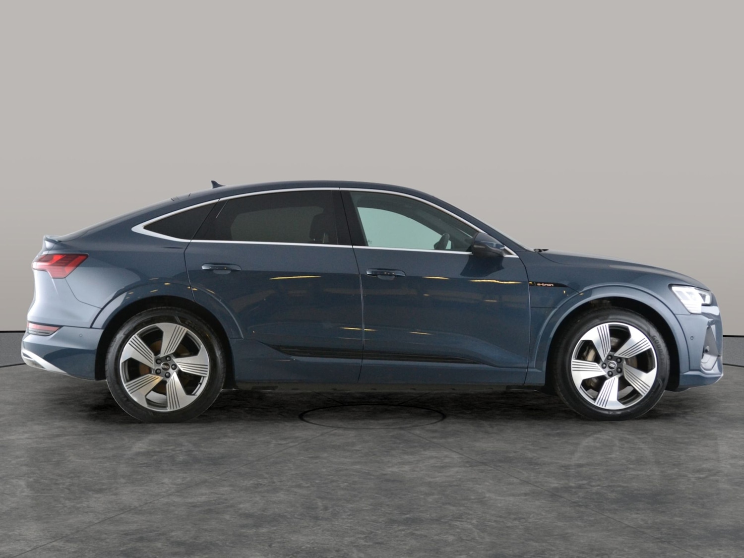 Used Audi e-tron 2022 for sale - 76593893: Photo 12