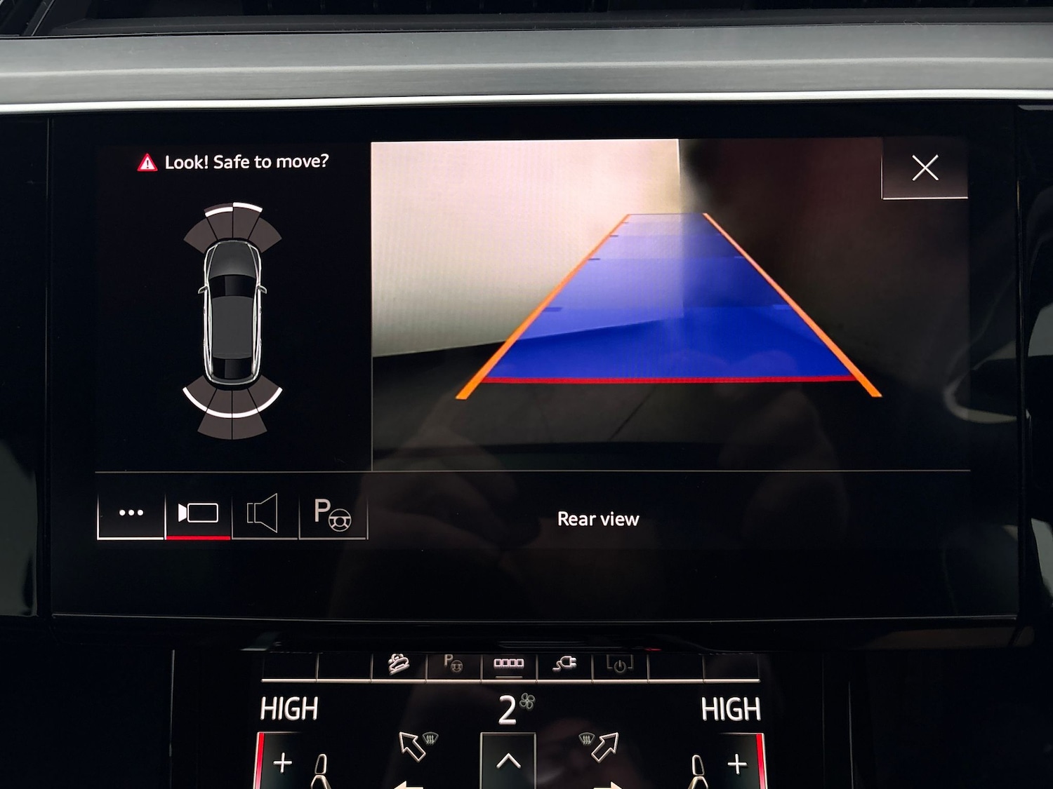 Used Audi e-tron 2022 for sale - 76593893: Photo 30