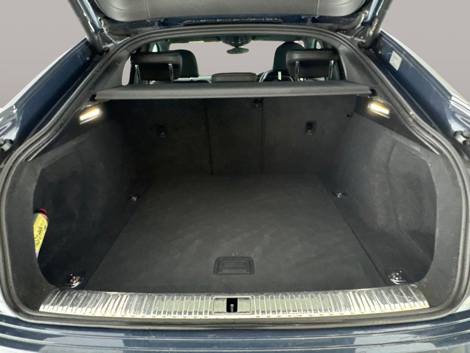 Used Audi e-tron 2022 for sale - 76593893: Photo 40