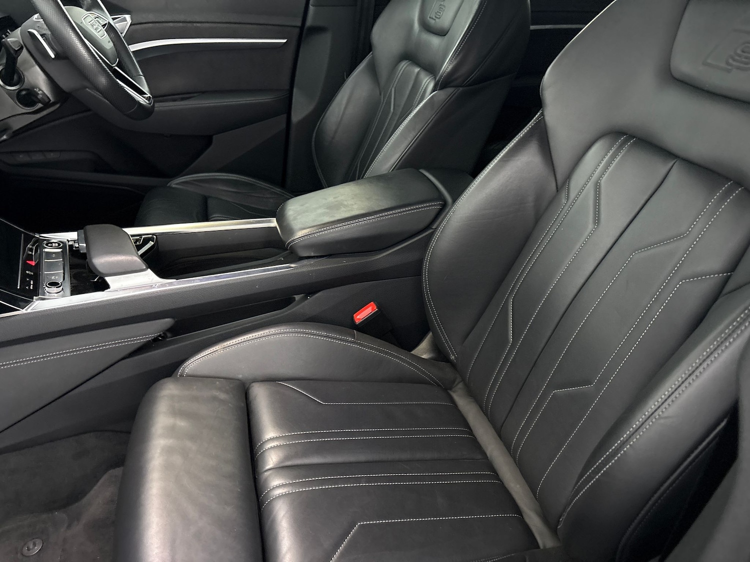 Used Audi e-tron 2022 for sale - 76593893: Photo 7