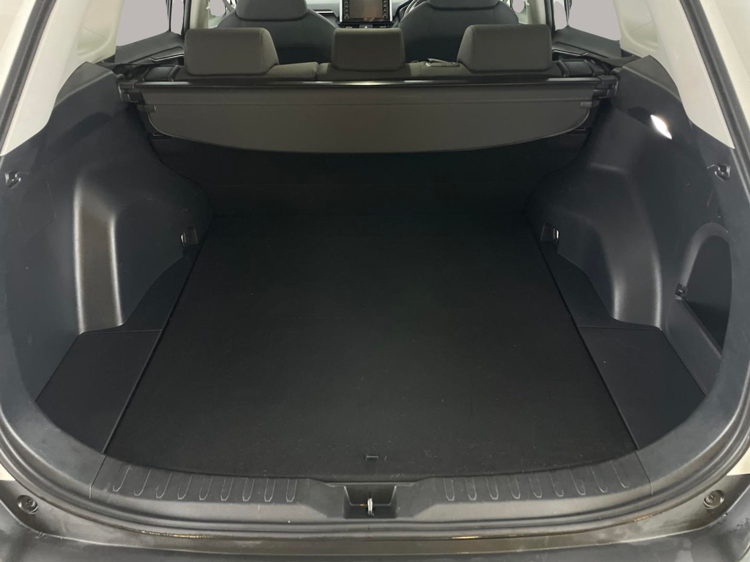 Used Toyota RAV4 2020 for sale - 77170894: Photo 30