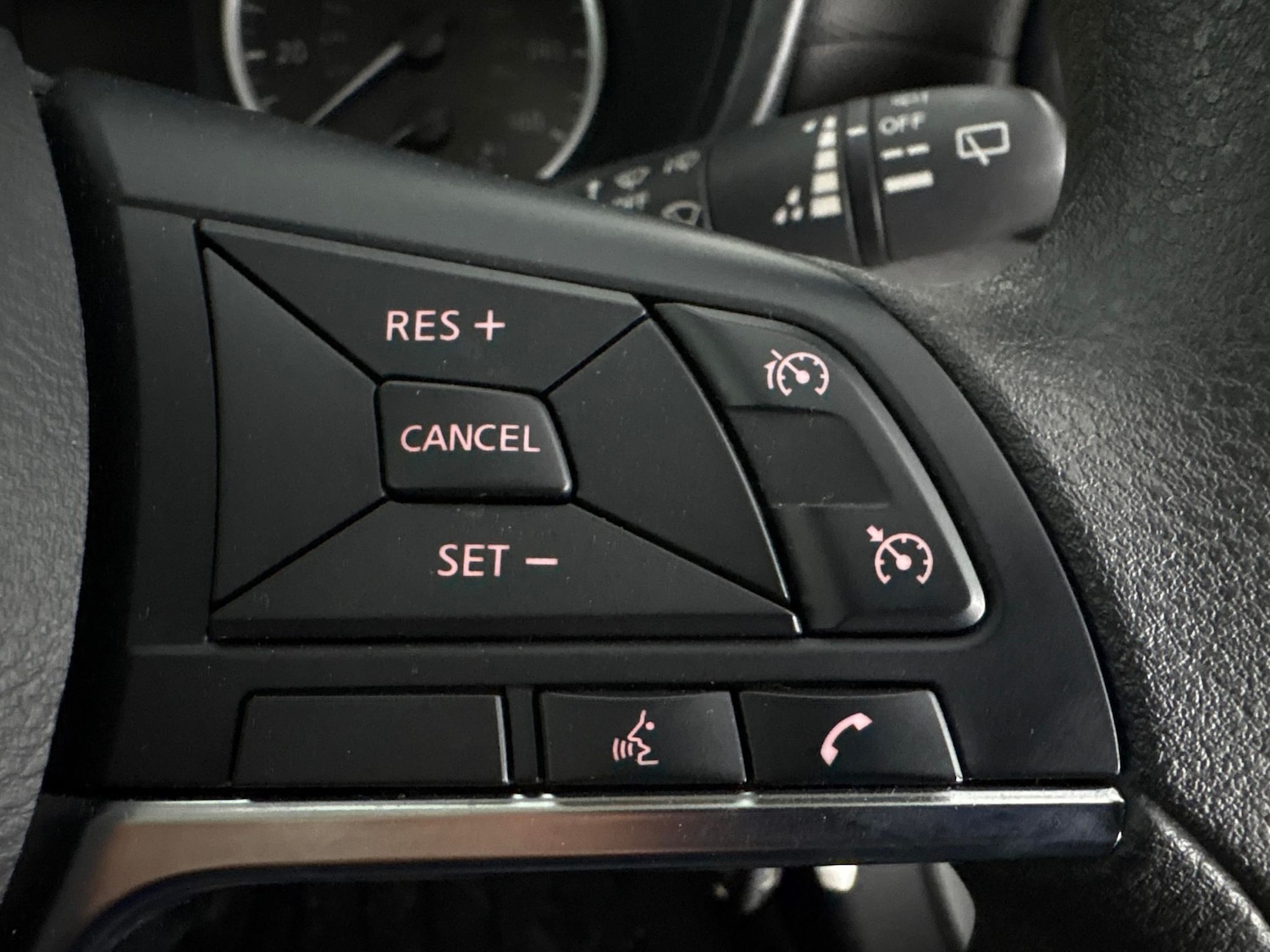 Used Nissan Juke 2023 for sale - 78028359: Photo 21