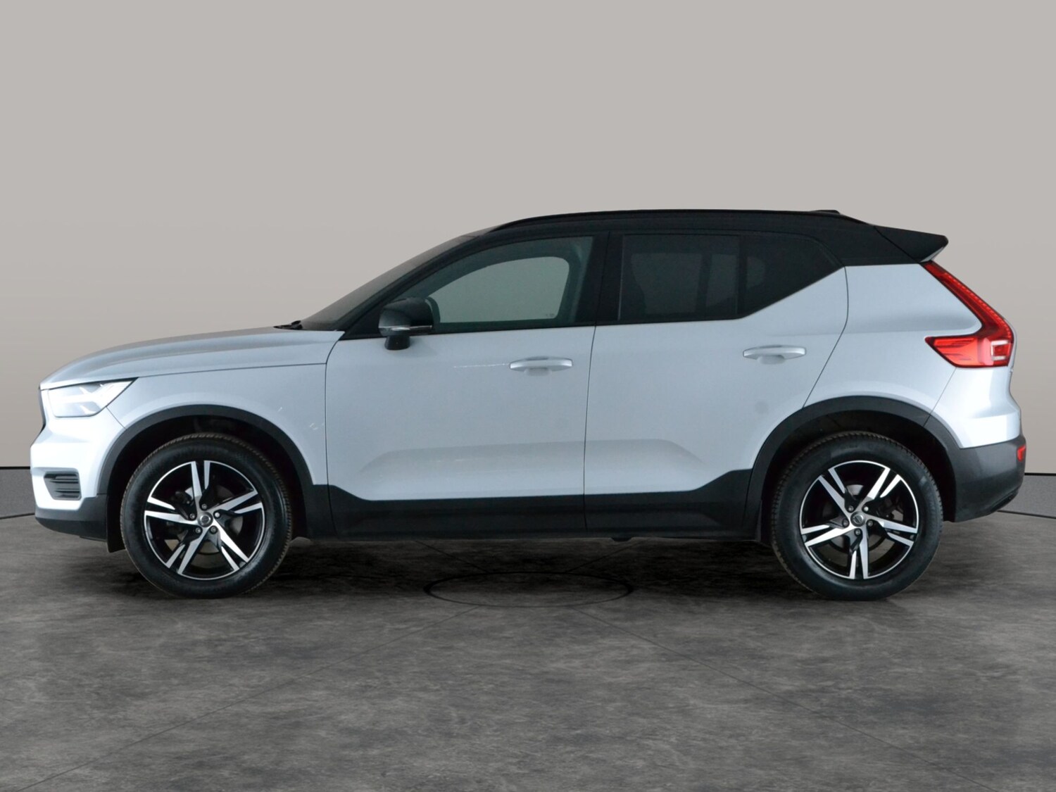 Used Volvo XC40 2022 for sale - 78159620: Photo 13