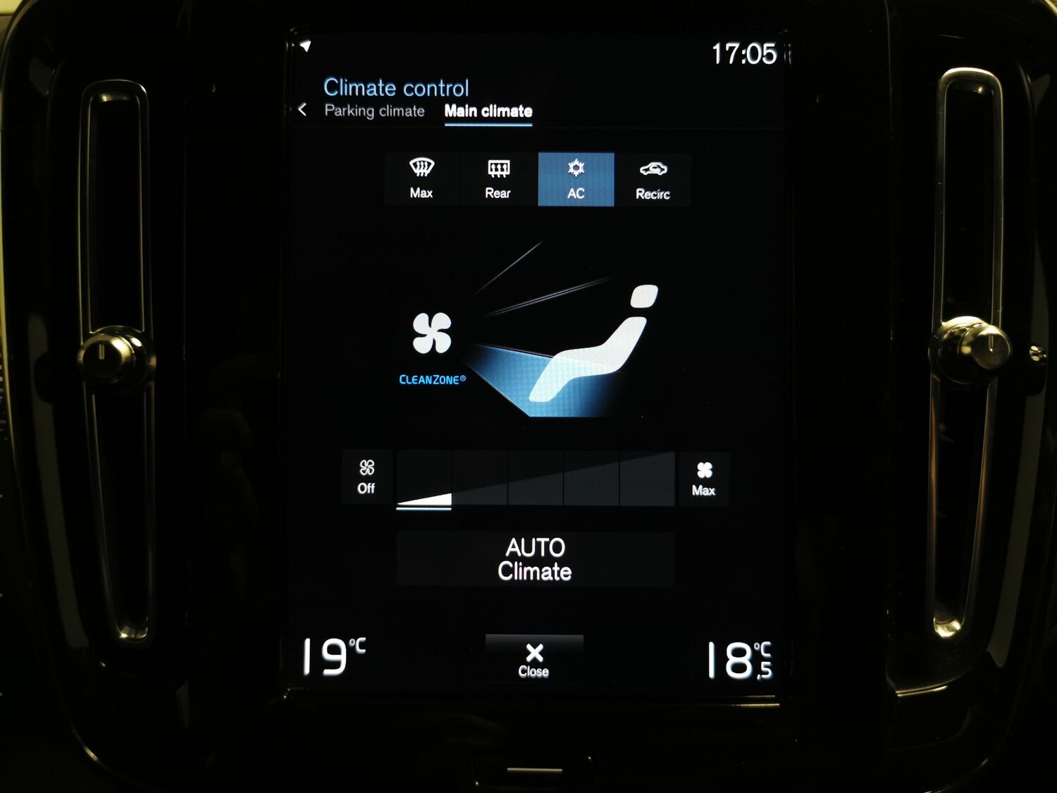 Used Volvo XC40 2022 for sale - 78159620: Photo 15