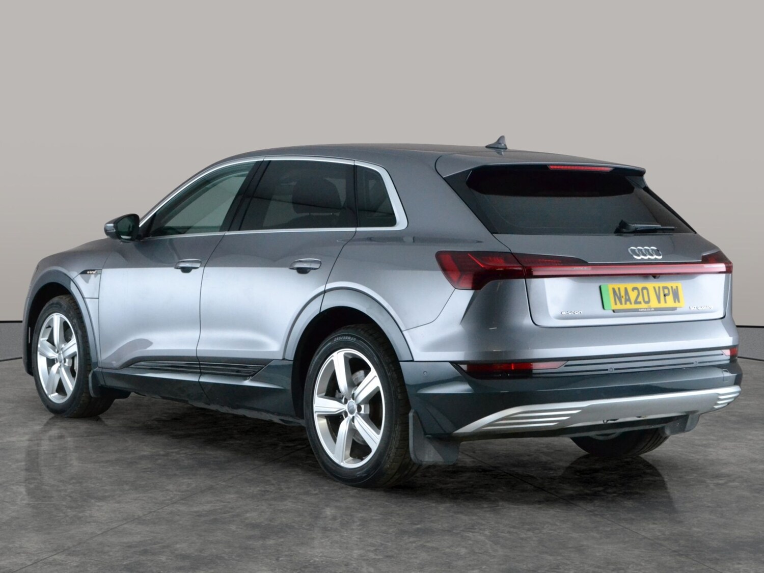 Used Audi e-tron 2020 for sale - 77903688: Photo 12