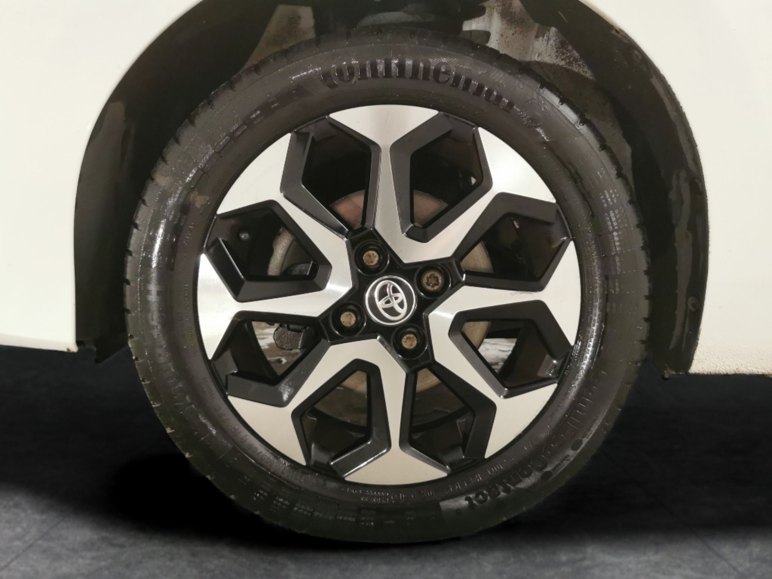 Used Toyota AYGO 2019 for sale - 76526630: Photo 24