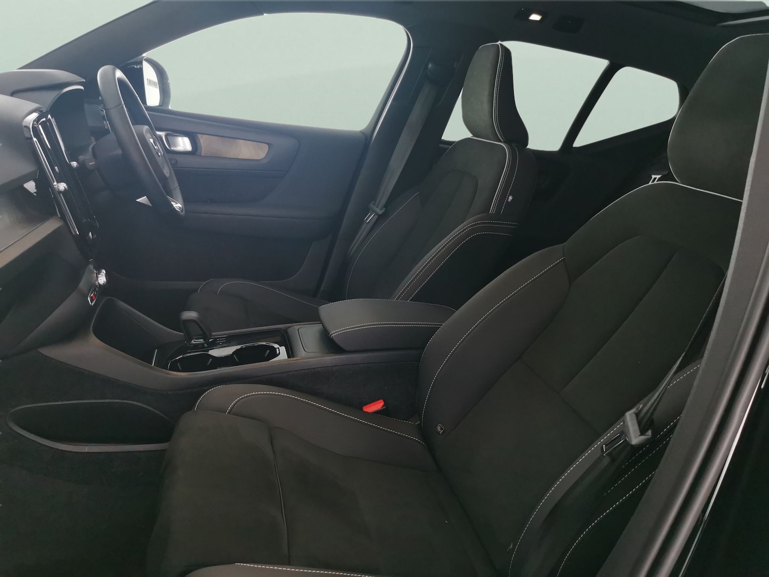 Used Volvo XC40 2022 for sale - 78218426: Photo 4