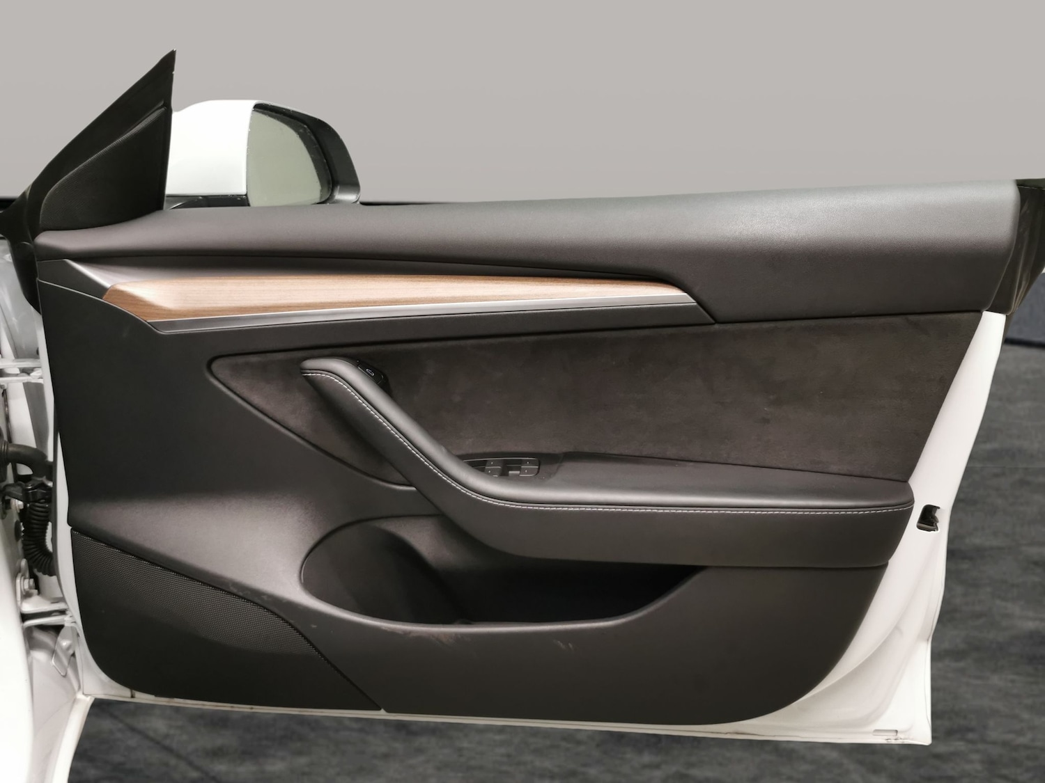 Used Tesla Model 3 2023 for sale - 76980473: Photo 31