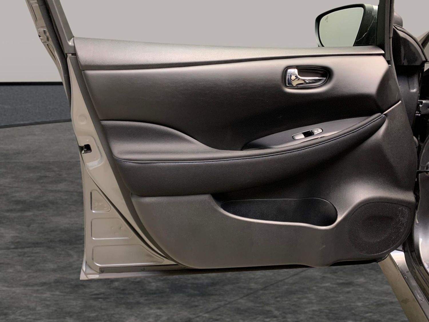 Used Nissan Leaf 2024 for sale - 77013276: Photo 26