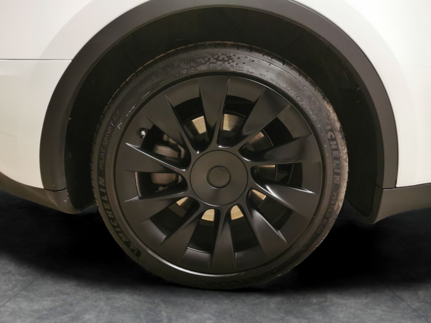 Used Tesla Model Y 2023 for sale - 78107780: Photo 28