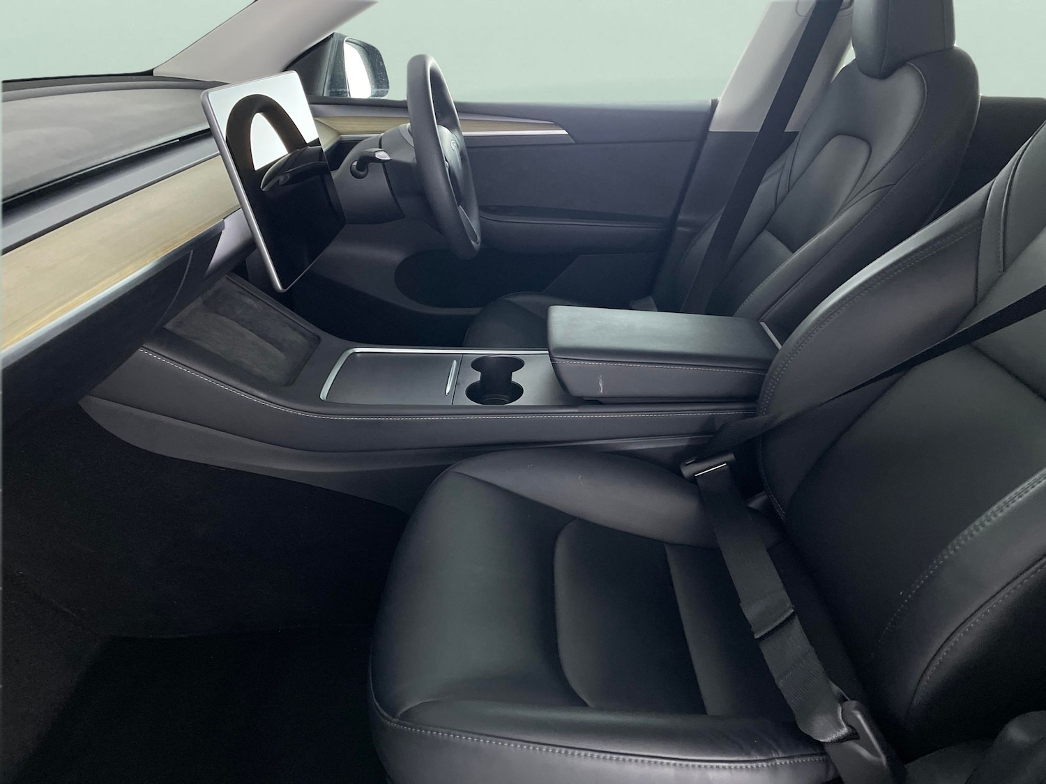 Used Tesla Model Y 2022 for sale - 76847574: Photo 4