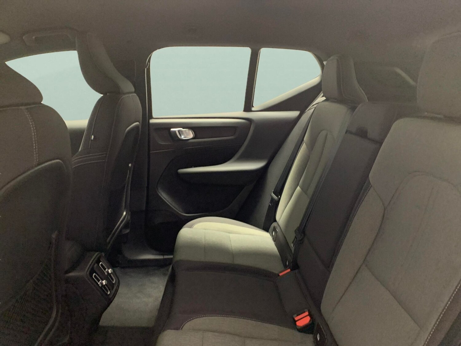 Used Volvo XC40 2023 for sale - 77432354: Photo 22