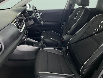 Used Kia Stonic 2022 for sale - 78754520: Photo