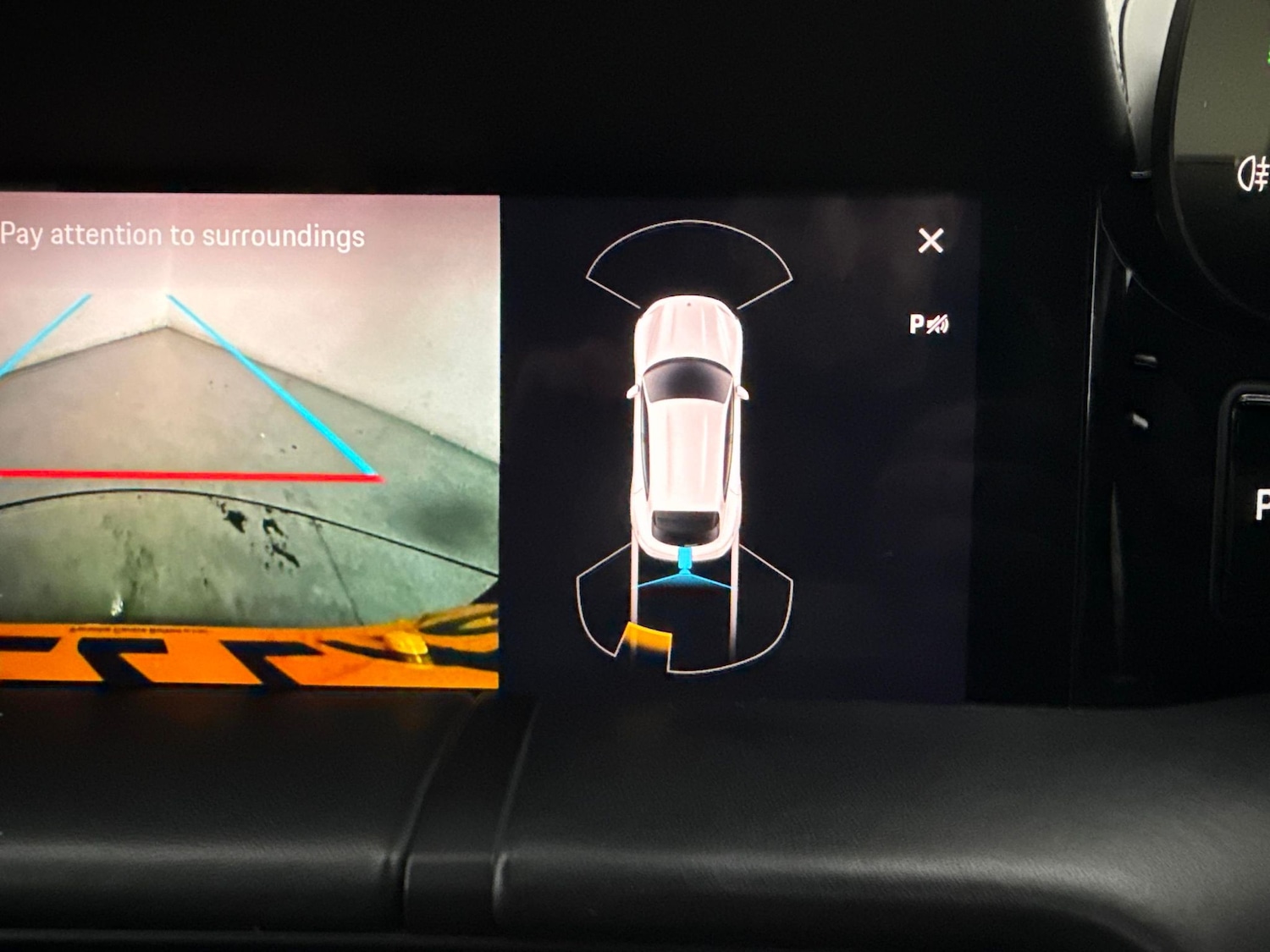 Used Porsche Taycan 2022 for sale - 77846135: Photo 22