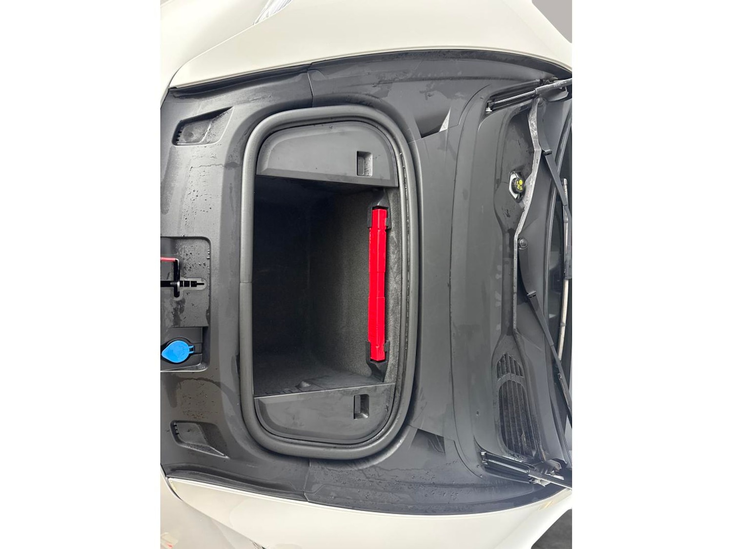 Used Porsche Taycan 2022 for sale - 77846135: Photo 42