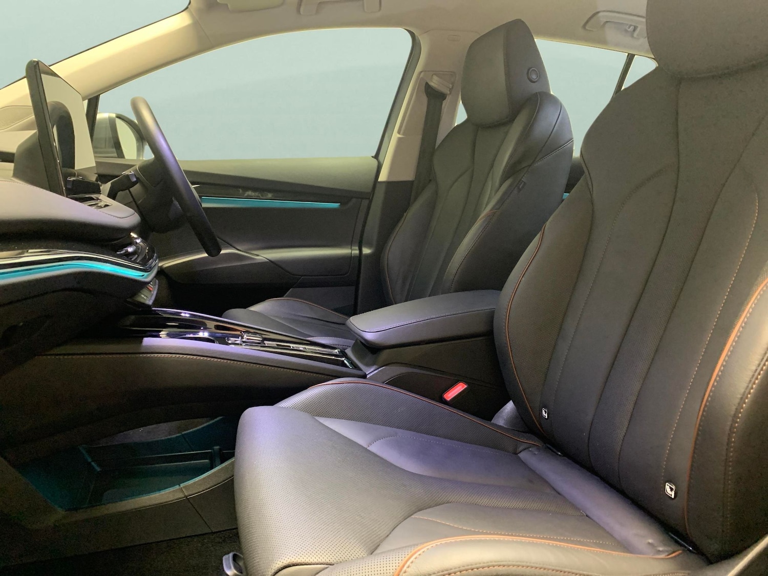 Used Skoda Enyaq 2022 for sale - 77354119: Photo 4