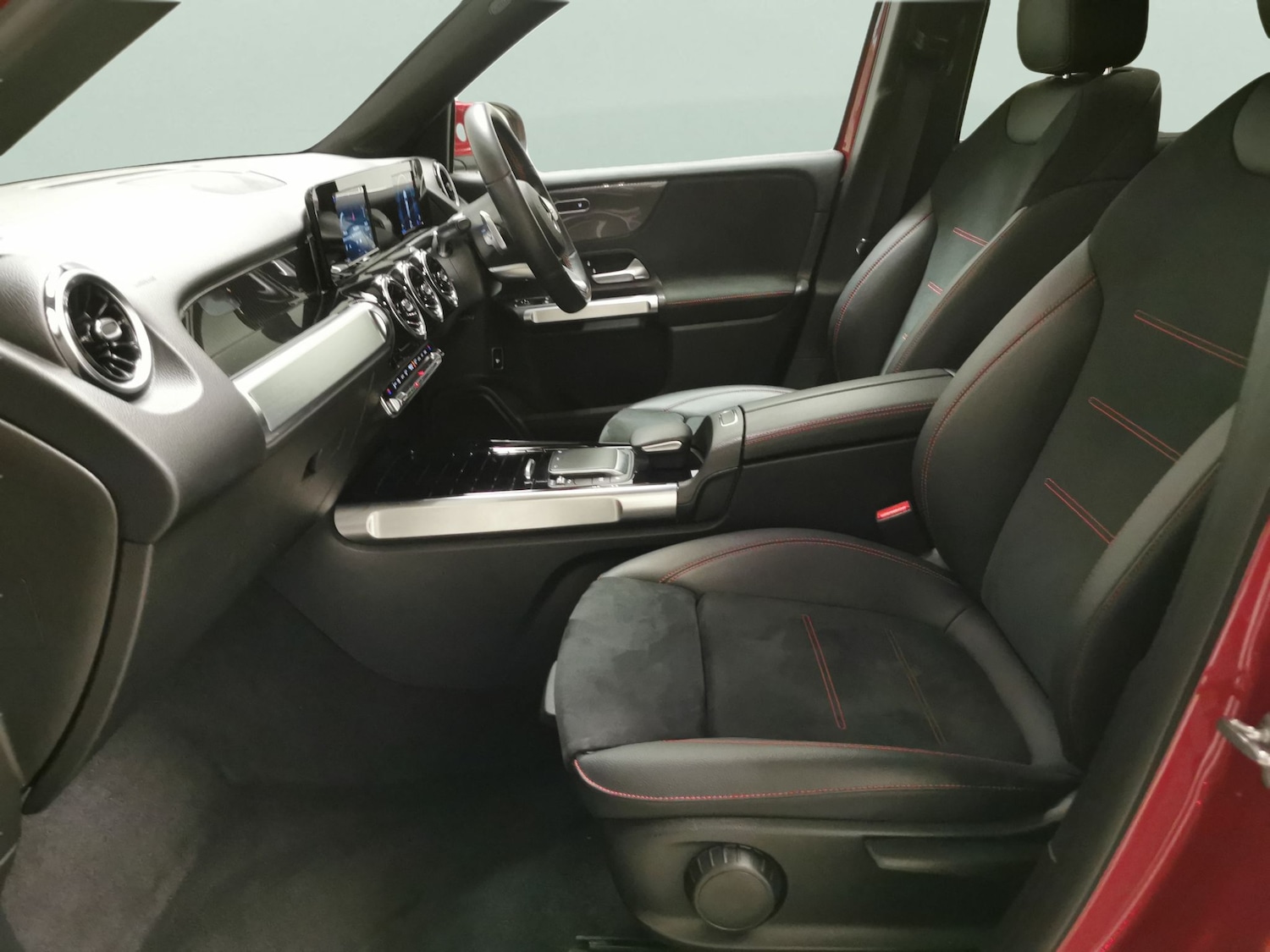 Used Mercedes-Benz GLB 2021 for sale - 77885688: Photo 4