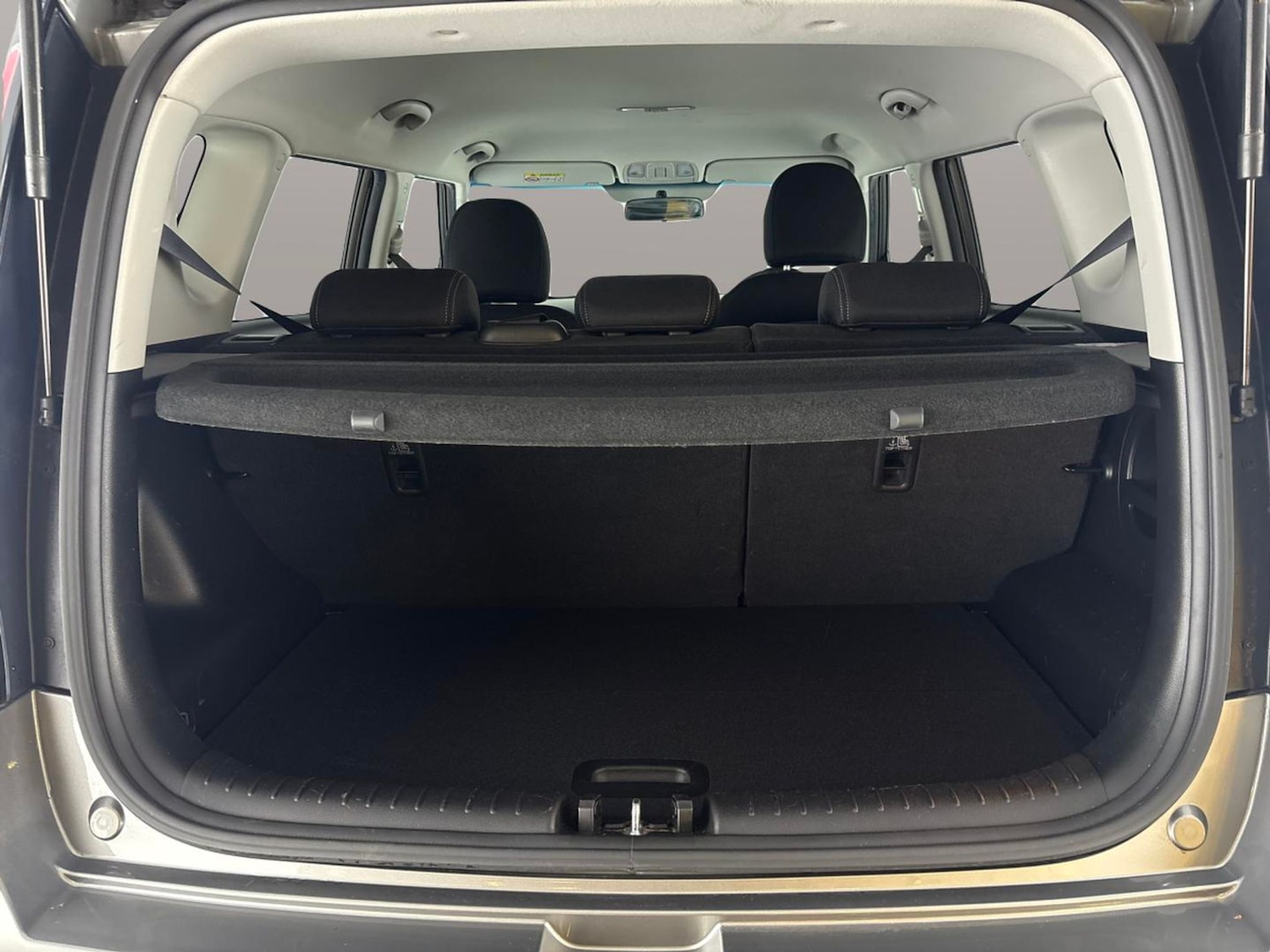 Vehicle 37