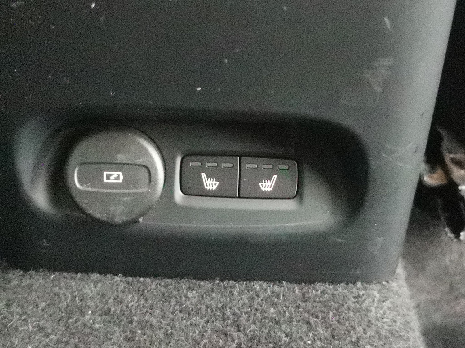 Used Volvo XC40 2023 for sale - 78197777: Photo 17