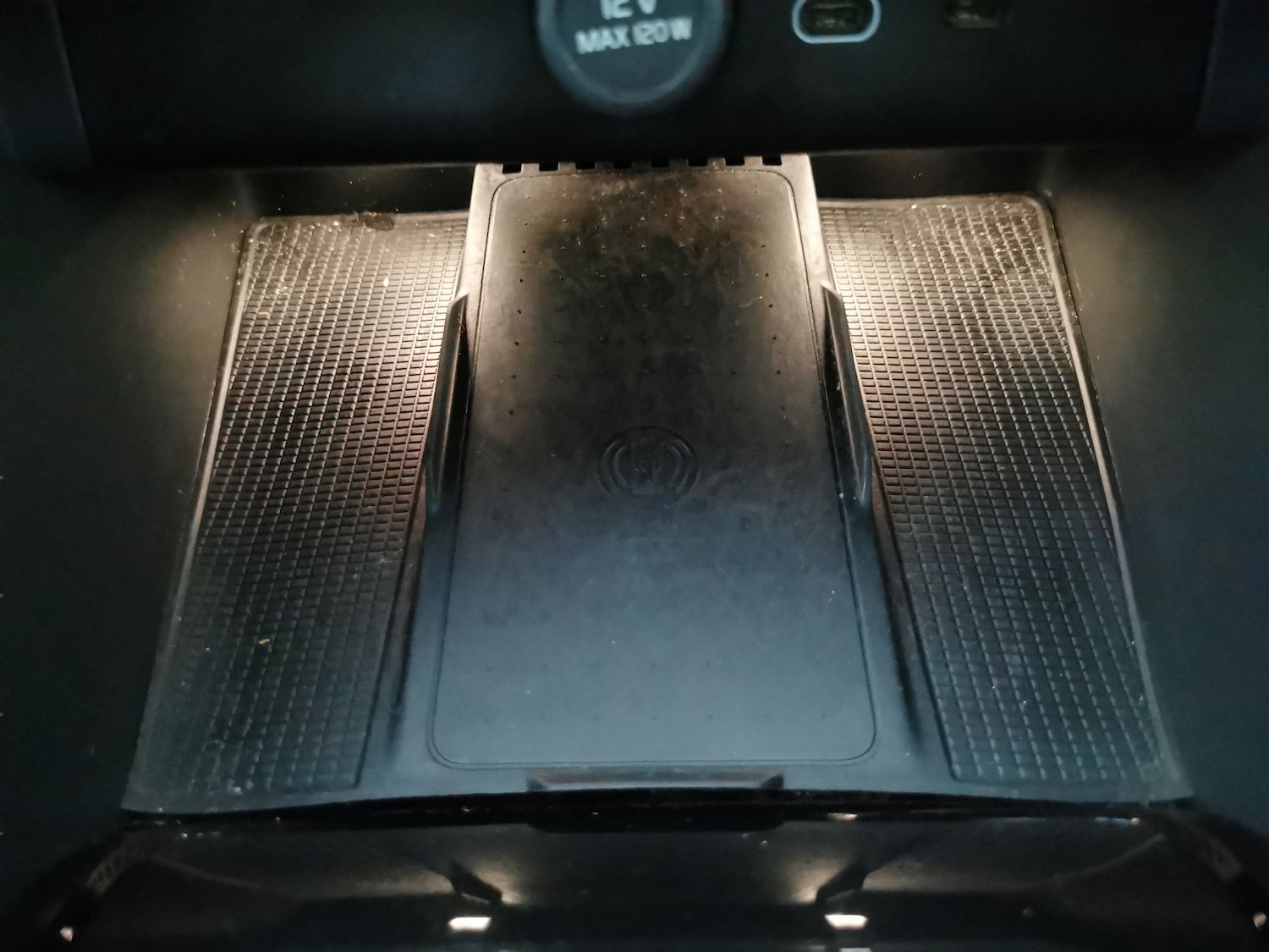 Used Volvo XC40 2023 for sale - 78197777: Photo 23