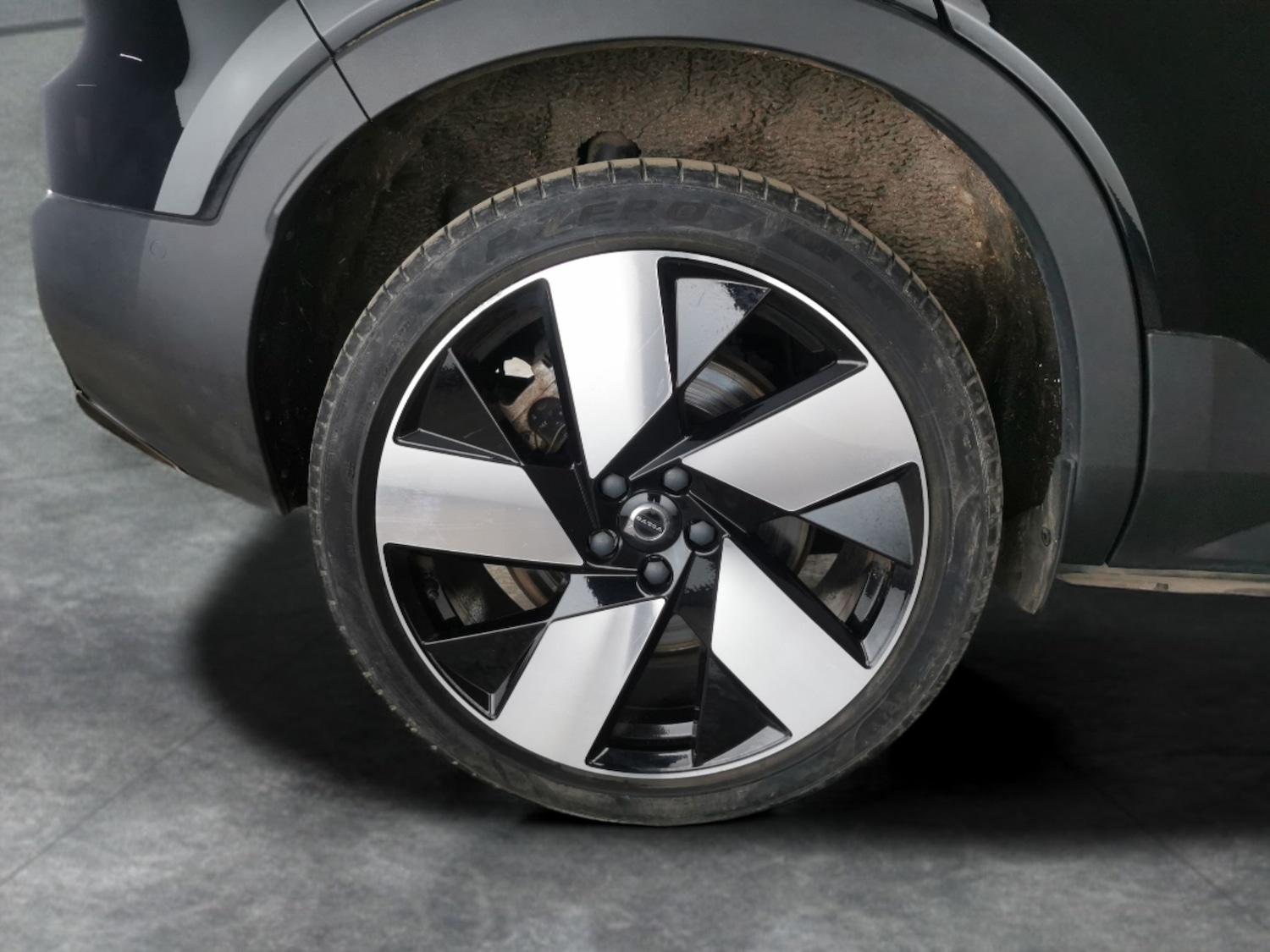 Used Volvo XC40 2023 for sale - 78197777: Photo 31