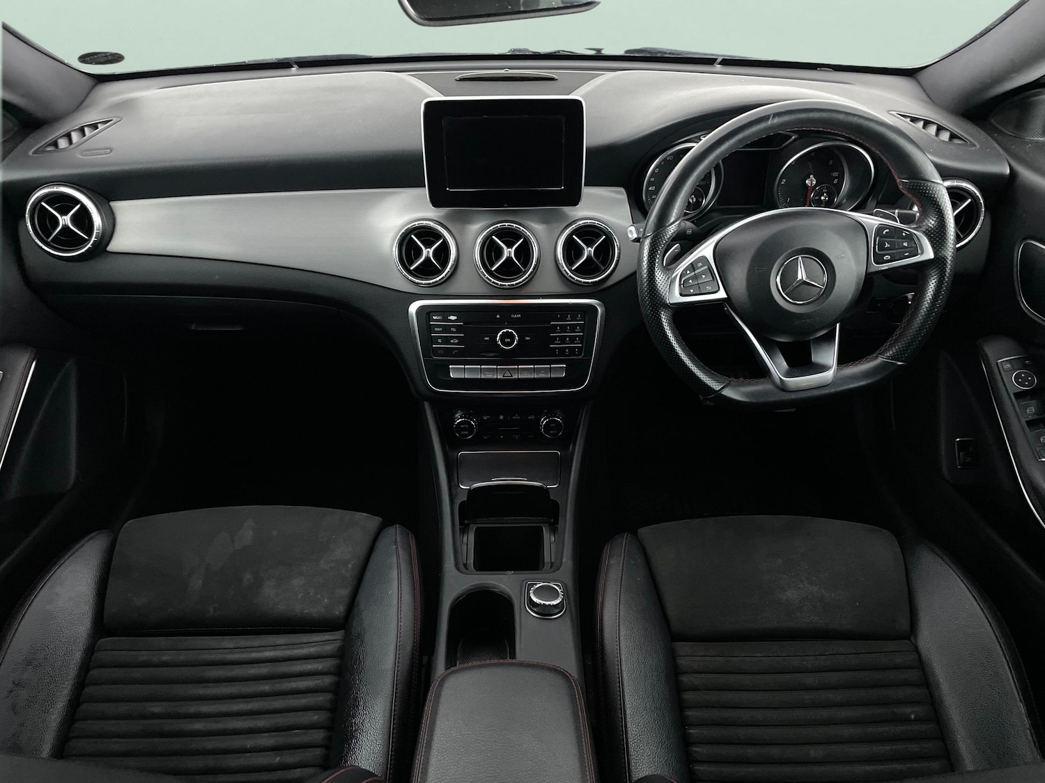 Used Mercedes-Benz CLA 2018 for sale - 77460962: Photo 5