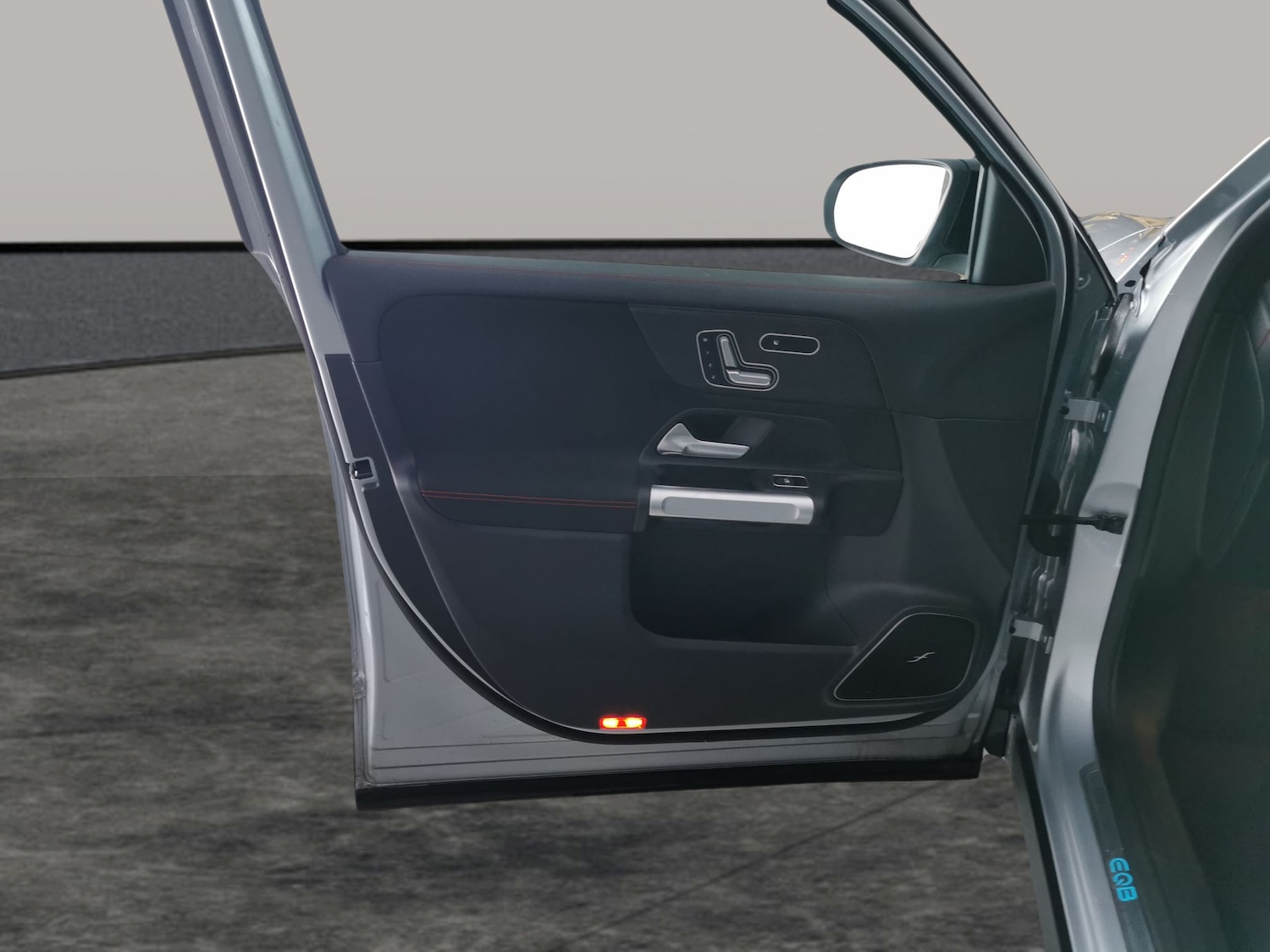 Used Mercedes-Benz EQB 2024 for sale - 77208089: Photo 32